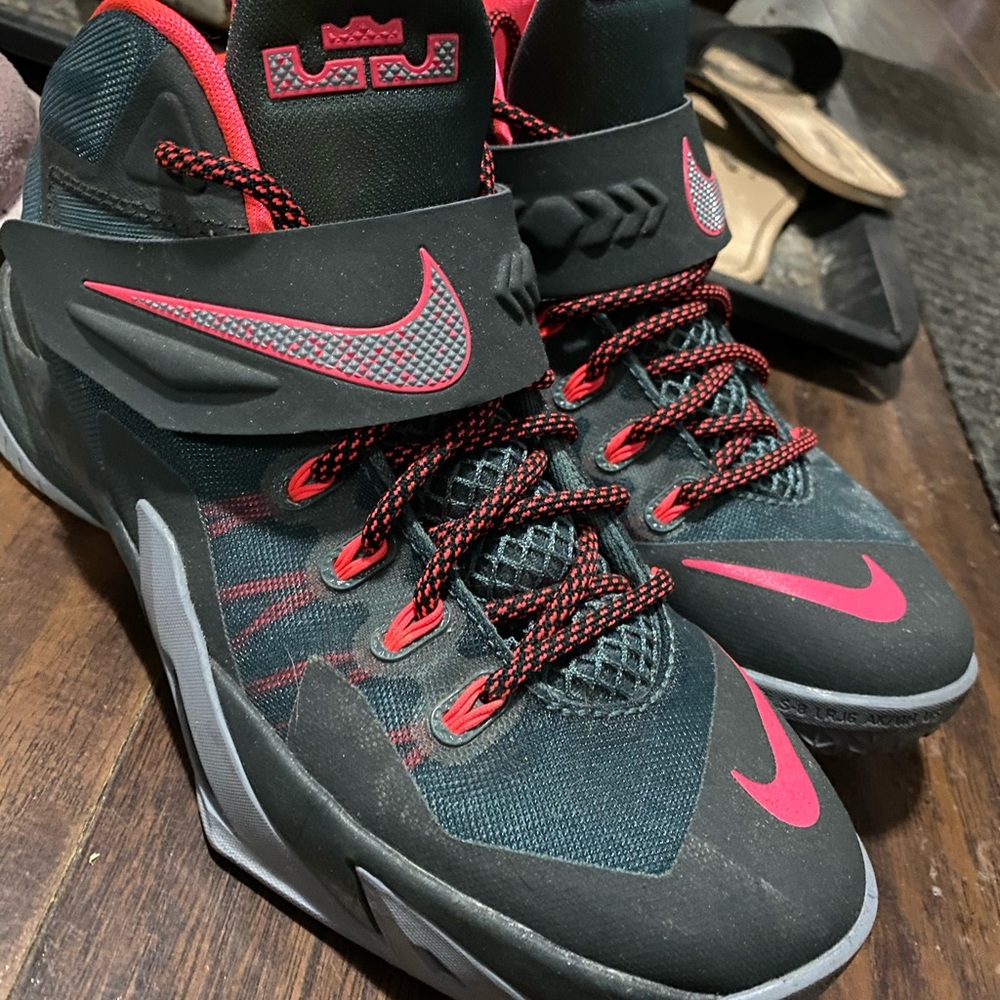 Men’s and women’s shoes